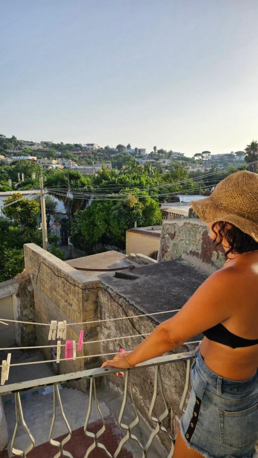Appartamento Bilocale In Centro Ischia Forio di Ischia Esterno foto